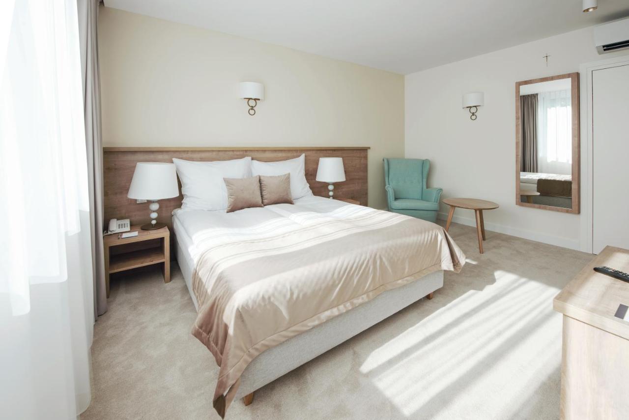 W Sercu Krakowa Aparthotel Ngoại thất bức ảnh