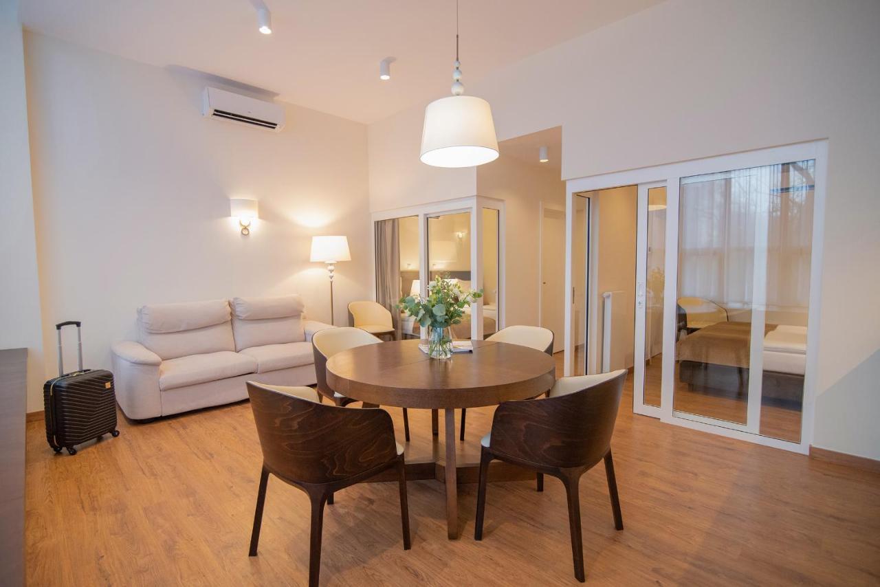 W Sercu Krakowa Aparthotel Ngoại thất bức ảnh