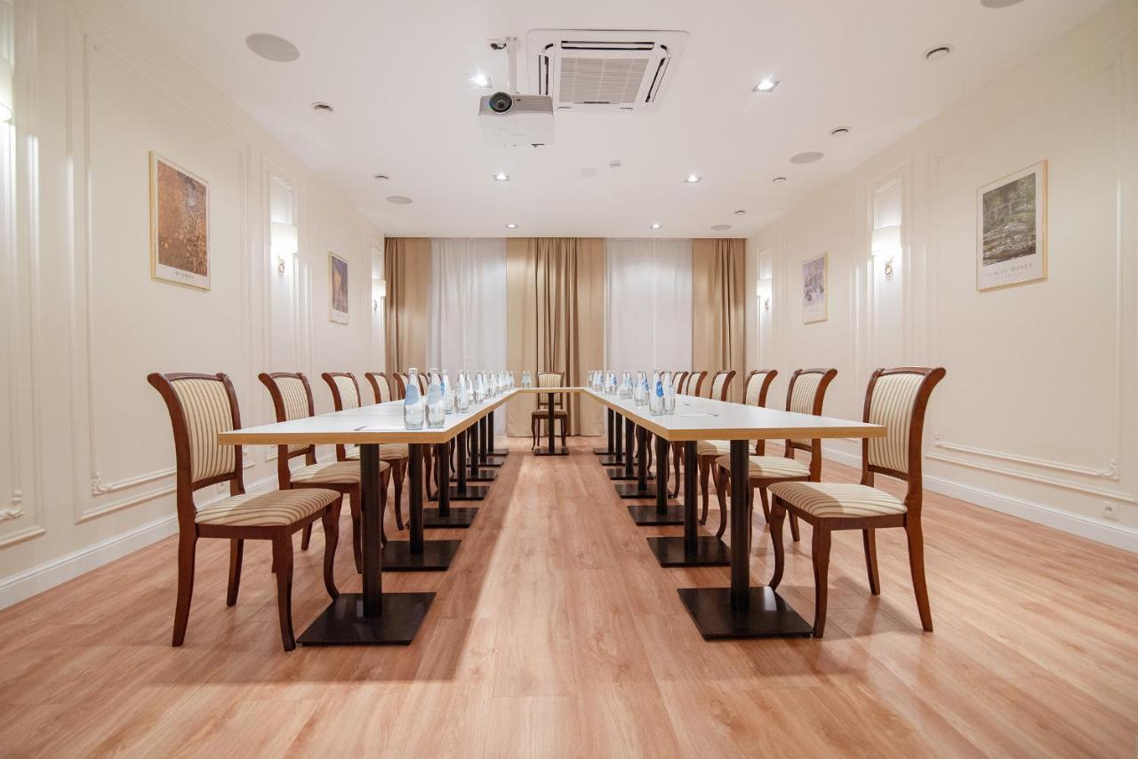 W Sercu Krakowa Aparthotel Ngoại thất bức ảnh